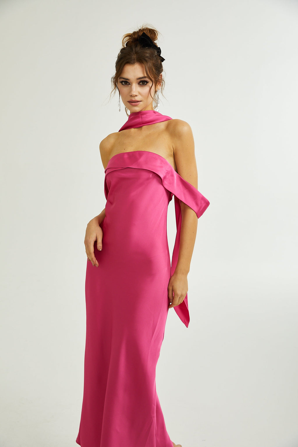 Yasmine saten midi elbise