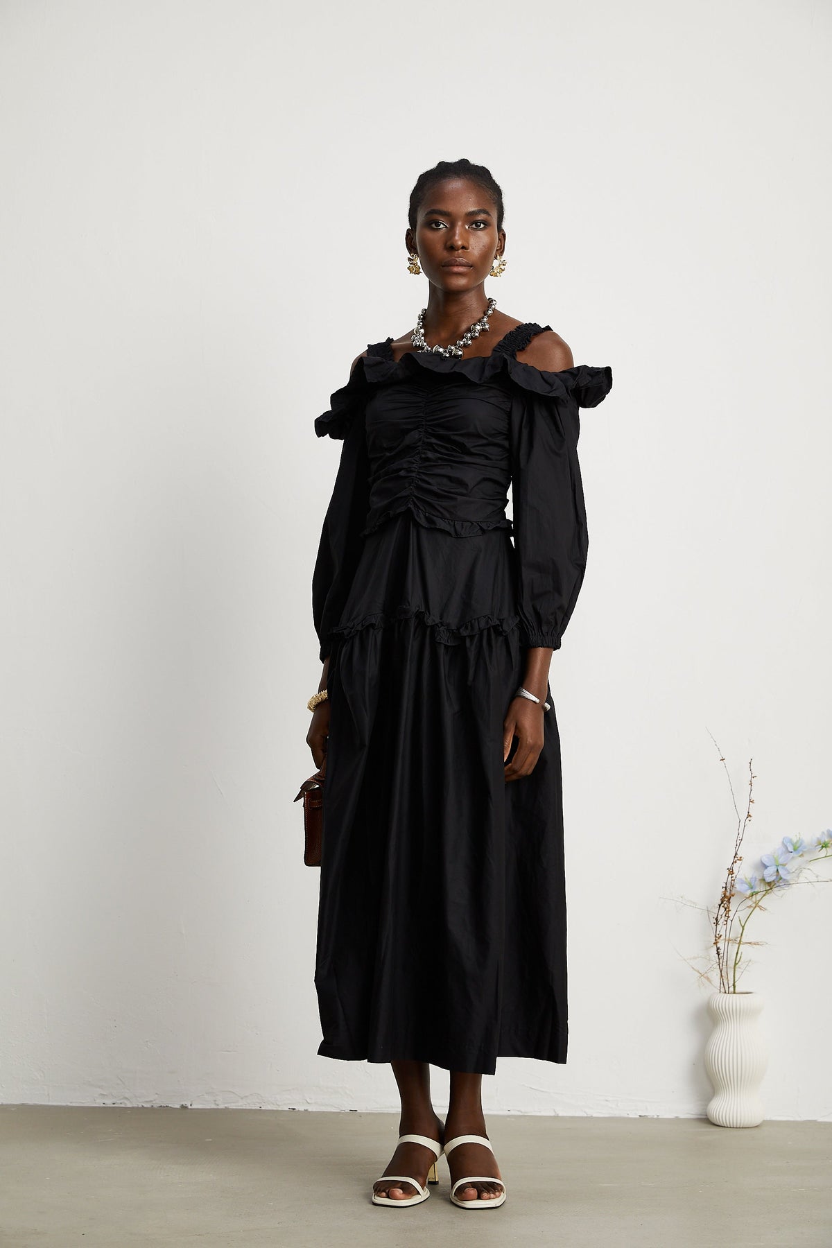 Renée pileli midi elbise
