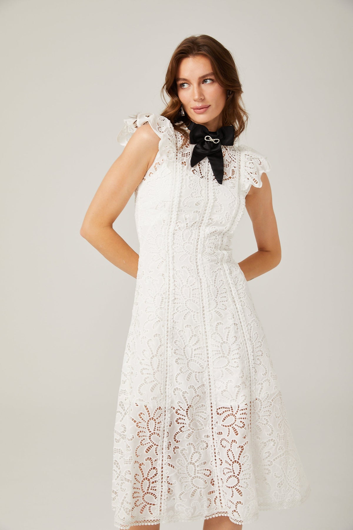 Chloé dantel mini elbise