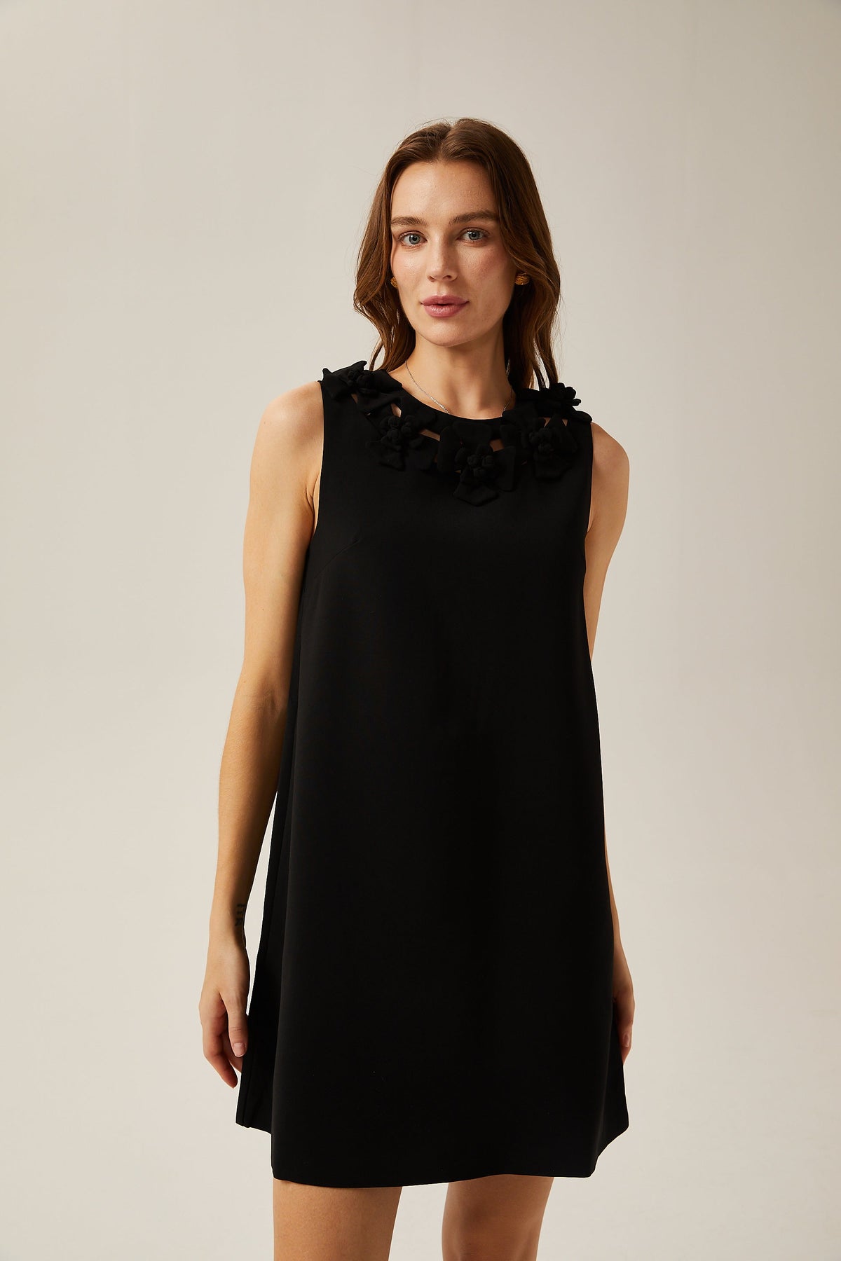 Daphné çiçek mini elbise