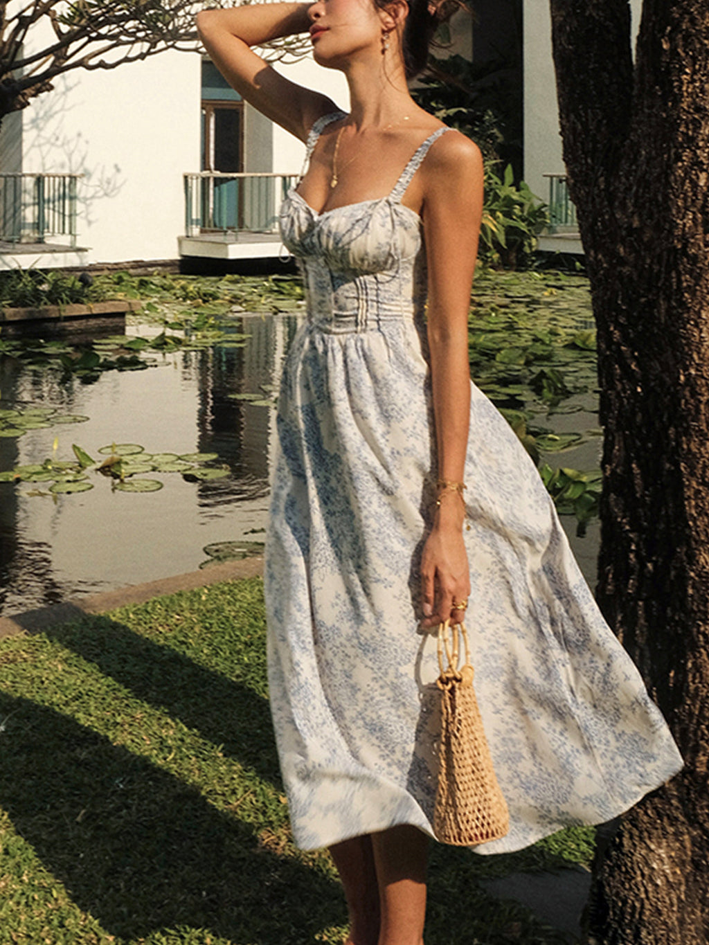 Sapphire Garden Çiçekli Askılı Midi Elbise