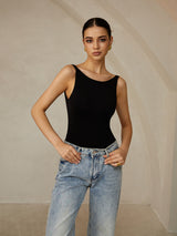 Sırtı Açık Kolsuz Body