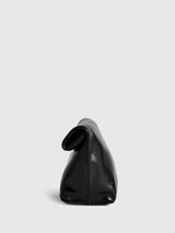Minimalist Kıvrımlı Kenarlı Zarf Çanta