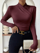 Çapraz Yaka Pileli Sıkılaştırılmış Uyum