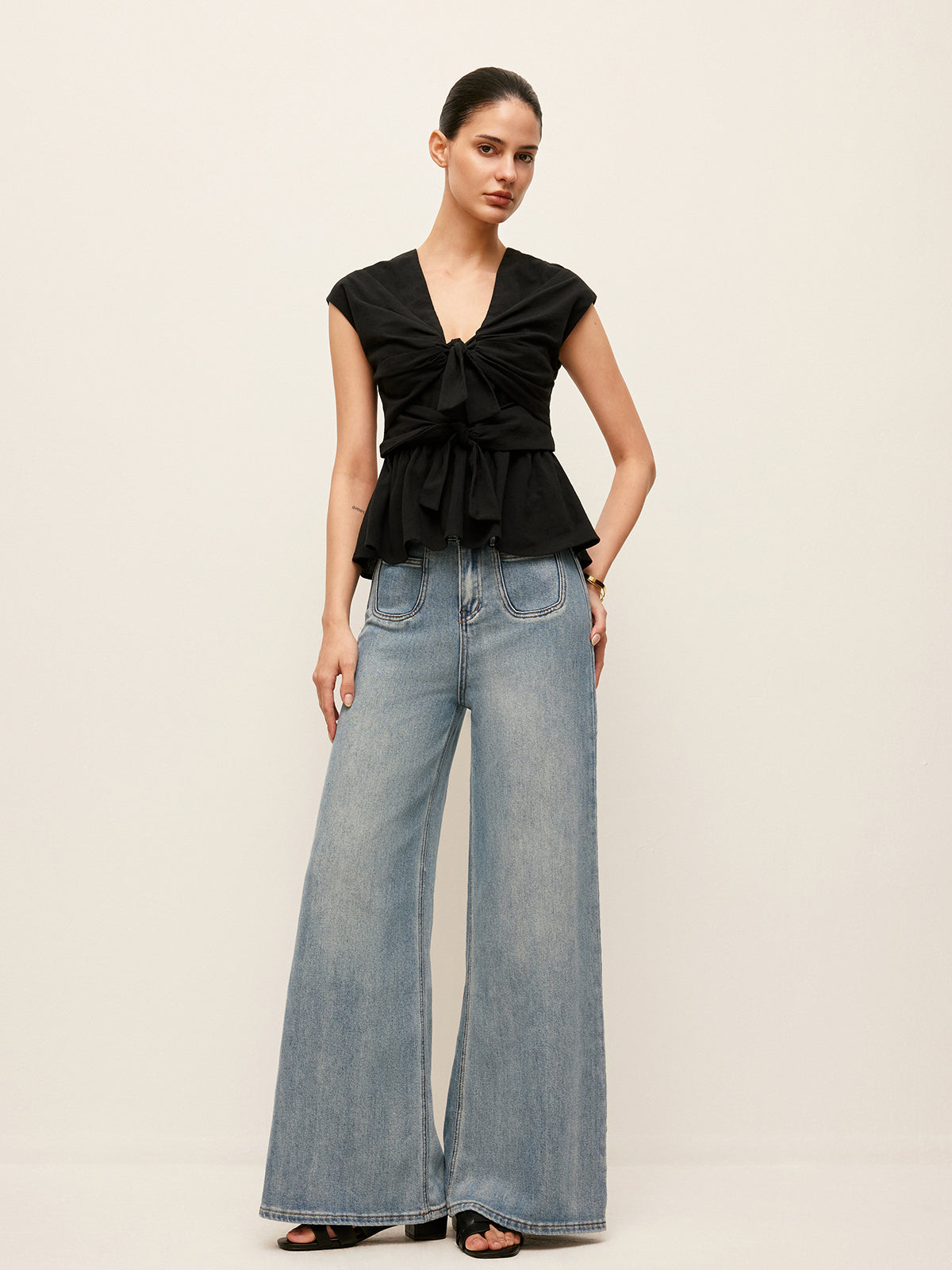 Önü Bağcıklı Peplum Üst