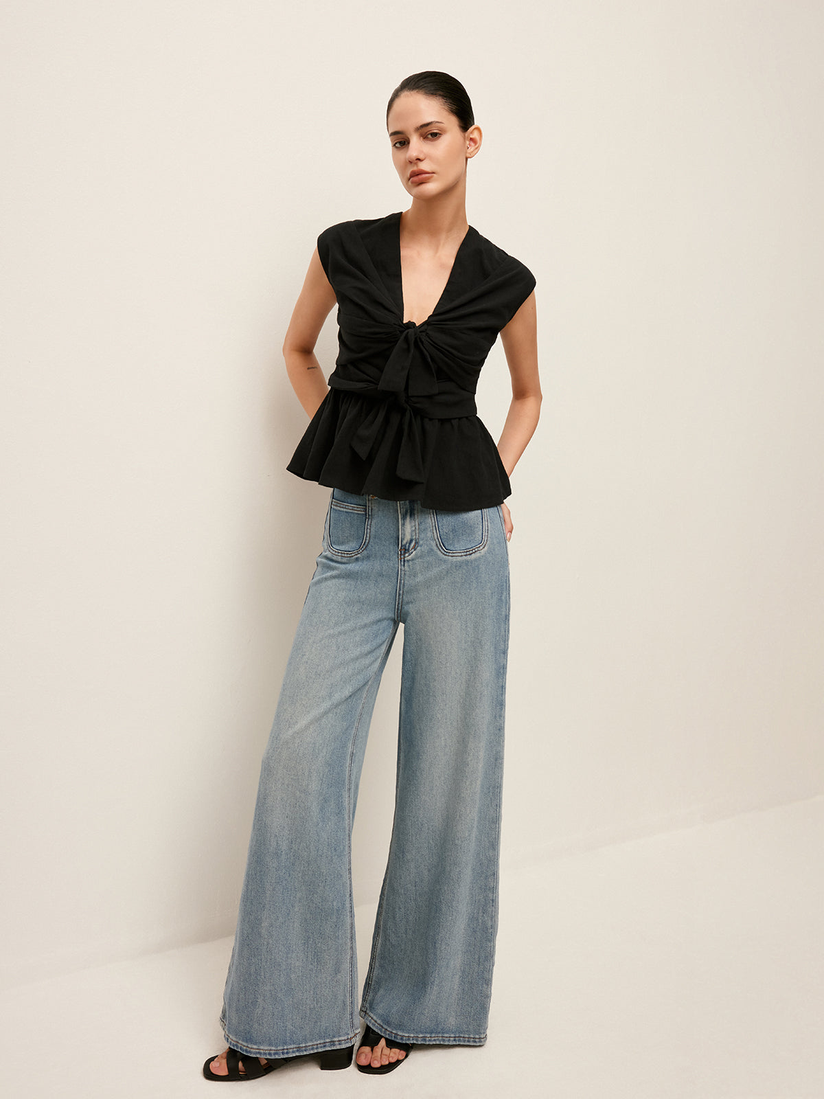 Önü Bağcıklı Peplum Üst