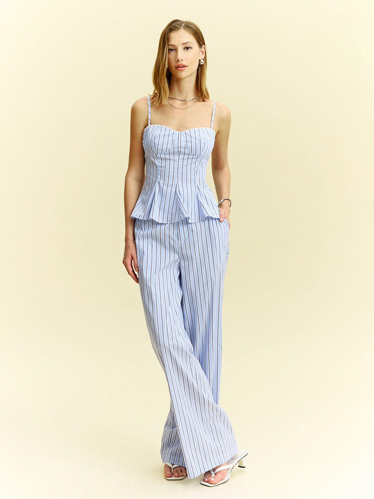 Çizgili Peplum Üst Ve Geniş Paça Pantolon Takımı