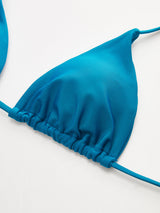 Üçgen Üst Ve İki Alt Stil Bikini Takımı
