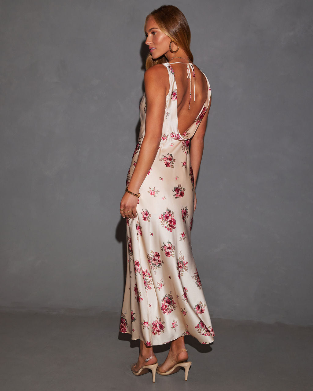 Covina Saten Dekolteli Boyun Slip Maxi Elbise