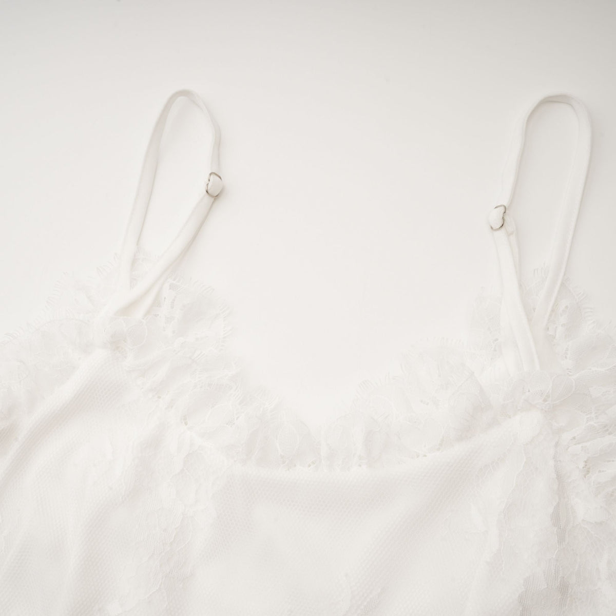 Larelle dantel midi elbise